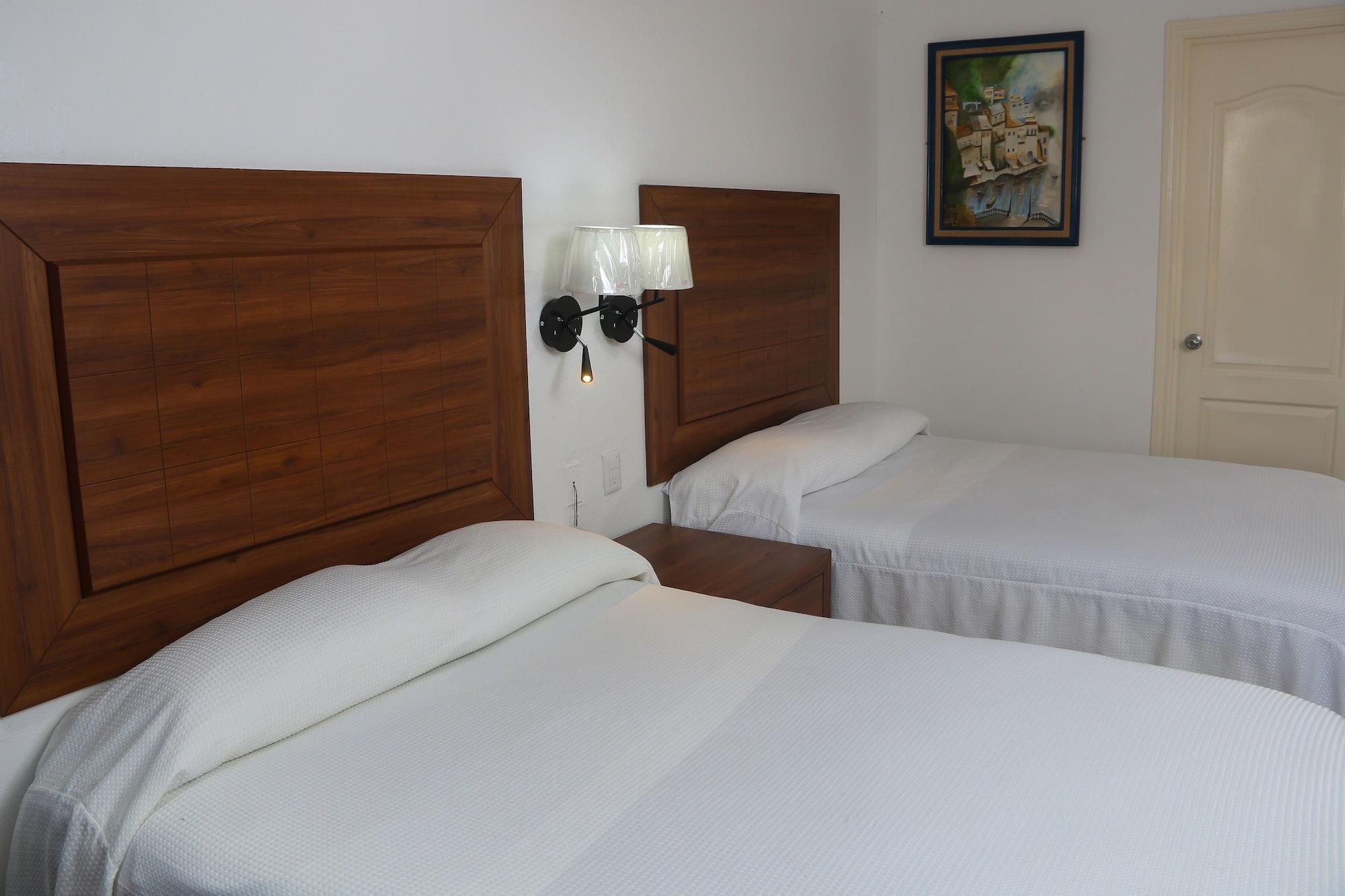 Hotel Marbella Manzanillo Exterior photo