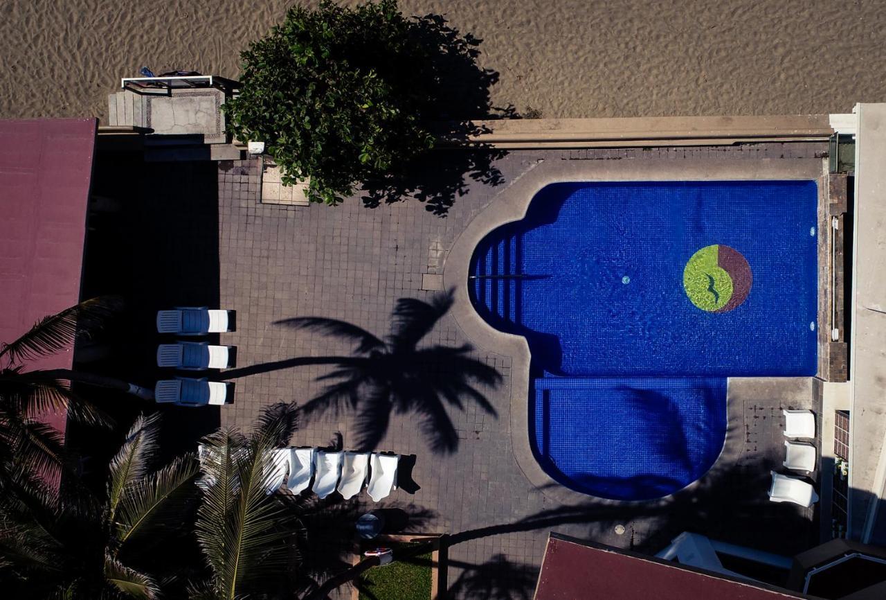 Hotel Marbella Manzanillo Exterior photo