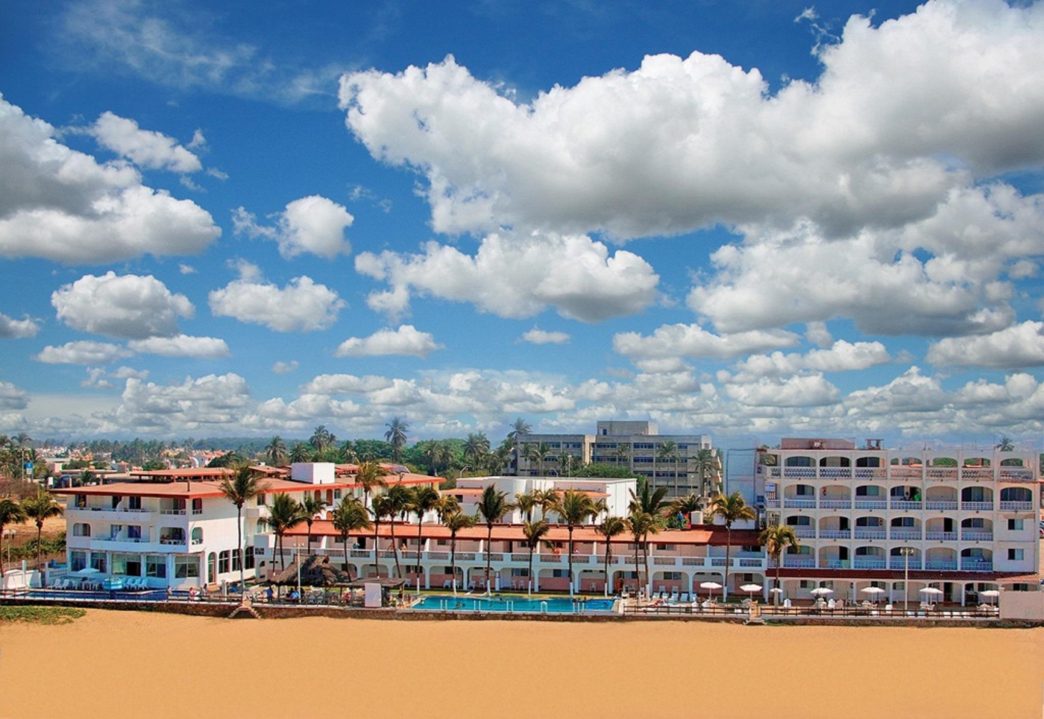 Hotel Marbella Manzanillo Exterior photo